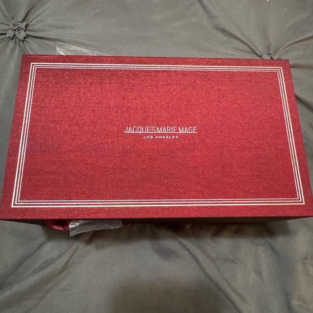 Elegant Black Sunglasses - Picture 8 of 8